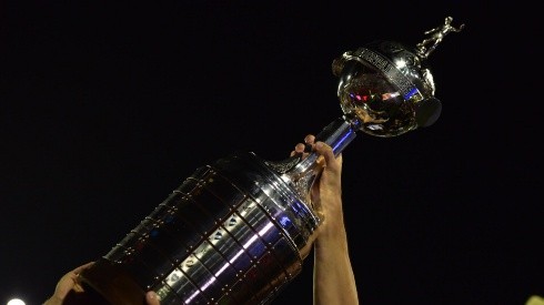 Opacada, manchada, sin brillo, así luce la Copa Libertadores 2018.