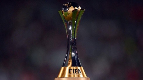 El trofeo del Mundial de Clubes, inédito tanto para River como los demás equipos argentinos.