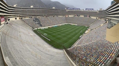 Marcelo Gallardo y Leonardo Ponzio jugaron en el estadio Monumental de Lima.