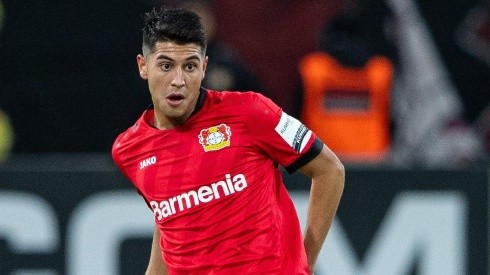 Palacios debutó en Bayer Leverkusen en el triunfo por 2-1 ante Stuttgart.