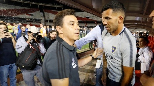 En el Monumental, Gallardo y Tevez se saludaron el día de la final de Copa que fue suspendida.