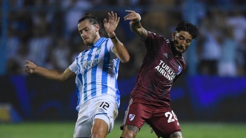 Melano y Casco, en el partido del fin de semana pasado que se disputó en Tucumán.
