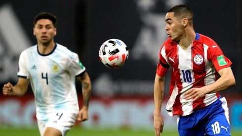 Miguel Almirón actualmente juega en Newcastle, el paraguayo expresó el deseo de vestir la camiseta de River en algún momento.