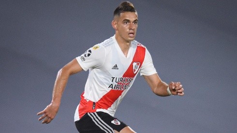 Rafael Santos Borré estaría presente en el duelo entre River y Racing por la Supercopa Argentina del próximo jueves en Santiago del Estero.