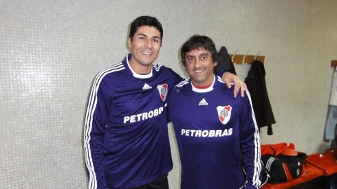 Julio Cruz supo jugar hace algunos años en el Fútbol Senior de River, donde compartió equipo, entre otros, con Enzo Francescoli.