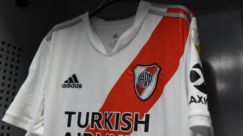 River usará su camiseta tradicional frente a Atlético Tucumán