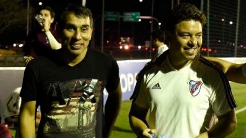 Nelson Cuevas junto a Marcelo Gallardo en Paraguay. Pipino y el Muñeco compartieron plantel en River y se hicieron grandes amigos.
