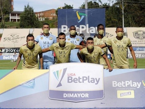 En Colombia y Ecuador jugaron con siete futbolistas por bajas de Covid