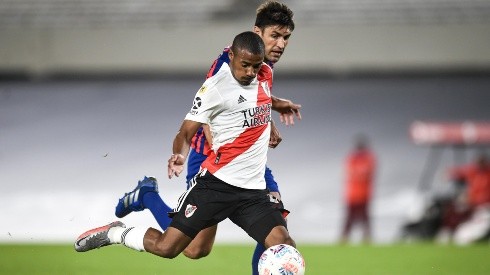 Nicolás De La Cruz se perdería el partido entre River y Argentinos Juniors por la ida de los octavos de final de la Copa Libertadores en el Monumental.