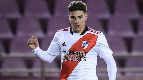 Julián Álvarez, una de las joyas de River podría emigrar ya que lo vino a buscar el Orlando City de la MLS con una oferta de más de 10 millones de dólares.
