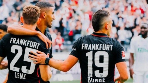 Rafael Santos Borré hizo su debut con la camiseta del Eintracht Frankfurt en un amistoso ante el Saint Étienne y convirtió un gol de penal.