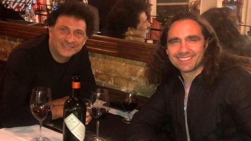 Juan Pablo Sorín junto a Leonardo Astrada en una cena en la que recordaron los viejos tiempos y seguramente hablaron mucho de fútbol.