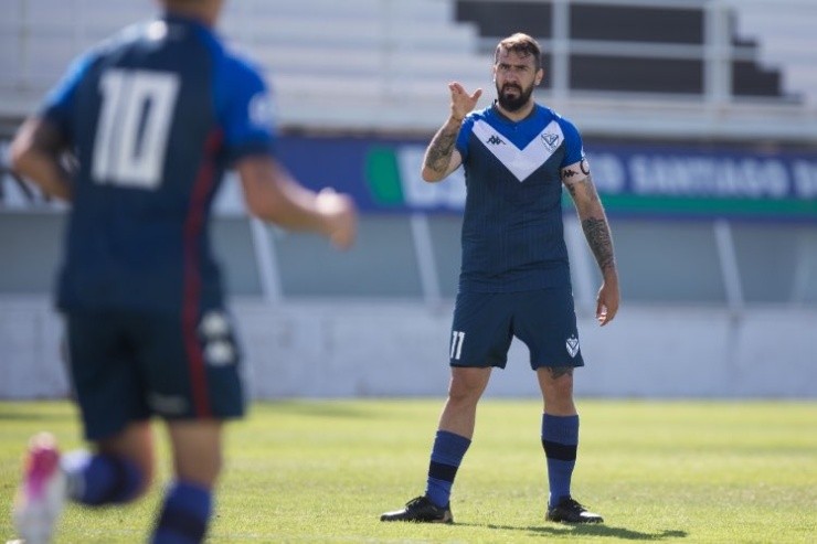 Lucas Pratto se puso nuevamente la camiseta de Vélez