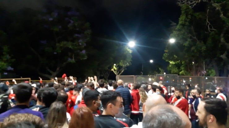 Incidentes River-Defensa