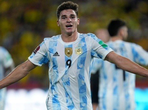Argentina igualó ante Ecuador con Julián Álvarez como goleador y figura