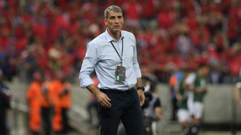 El ex entrenador de Talleres y Defensa y Justicia, entre otros, enfrentará a River este miércoles.