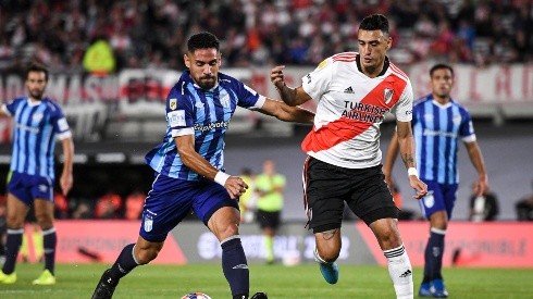 Rive empató 1-1 con Atlético Tucumán en el Monumental y no pudo acercarse a la punta.