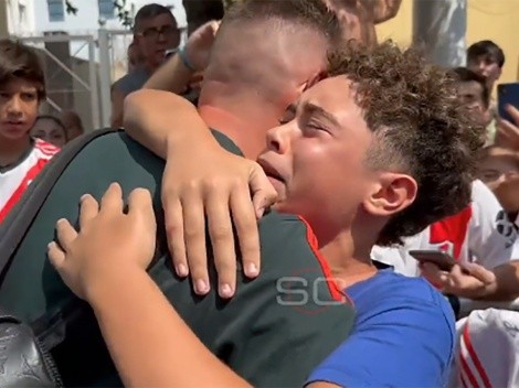 "Te quiero mucho": el llanto desconsolado de un hincha al abrazar a Armani