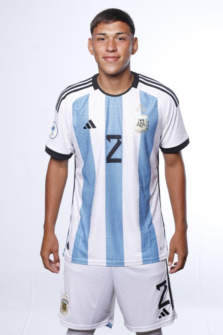 Ulises Giménez, defensor (Foto: Prensa AFA)