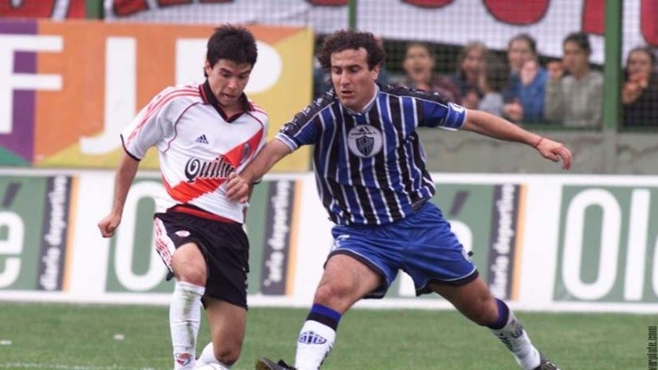 Javier Saviola hizo un golazo muy recordado en el 5-4 del 3 de diciembre de 2000, en cancha de Ferro. (FOTO: LPM)