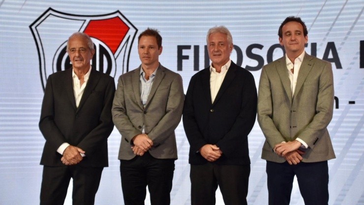 Rodolfo D'Onofrio, Jorge Brito, Matías Patanian e Ignacio Villarroel presentaron la candidatura del oficialismo.