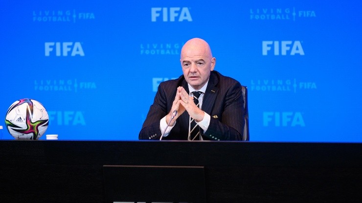 Gianni Infantino, presidente de la FIFA, anunció cambios a la hora de negociar.