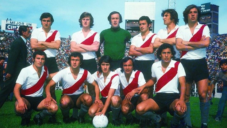 La formación del Más Grande en el recordado superclásico del Nacional de 1972.