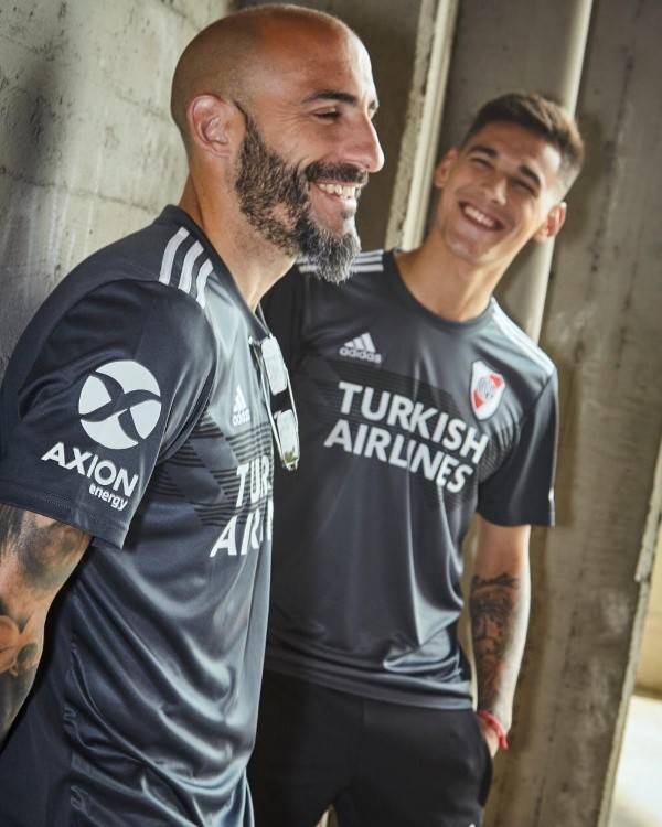 adidas nueva camiseta de river