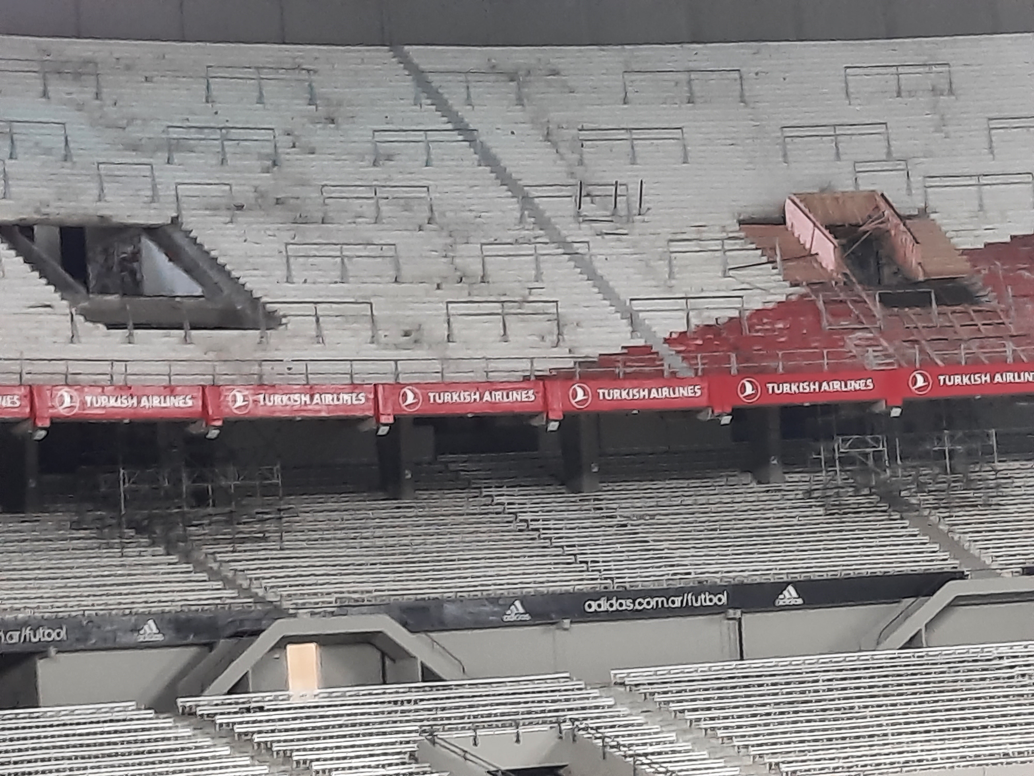 En la tribuna Sivori Alta también continúan las nuevas obras (LPM)