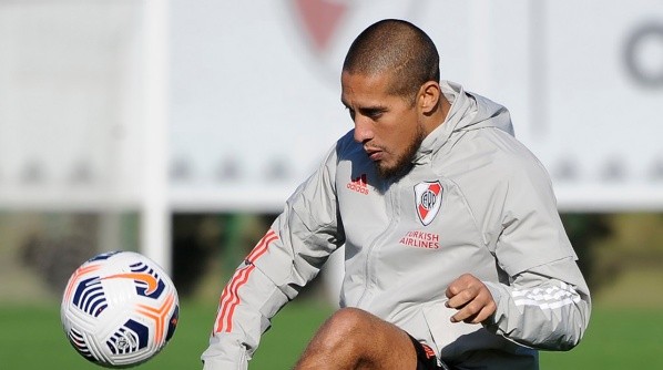 La recuperación de Maidana demandará más tiempo y es difícil que esté en el próximo partido. (Foto: Prensa River).