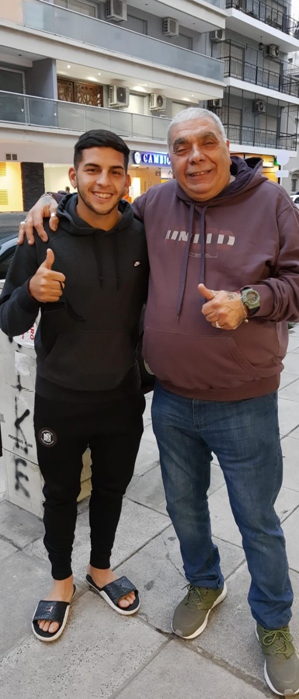 Alfredo Alfonso, descubridor de Álvarez, junto a Hernán López Muñoz.