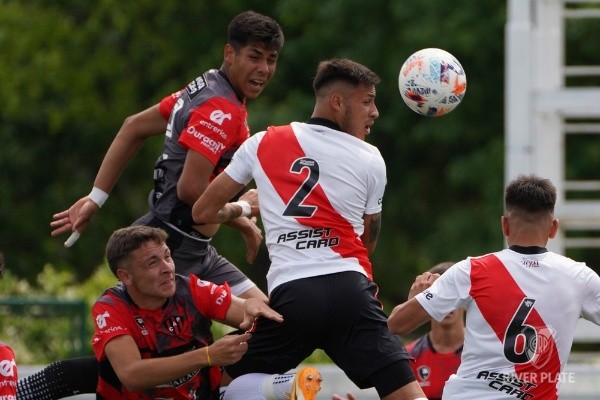 Tomás Lecanda no formará parte de la convocatoria por haber llegado a la quinta amarilla. (Foto: Prensa River).