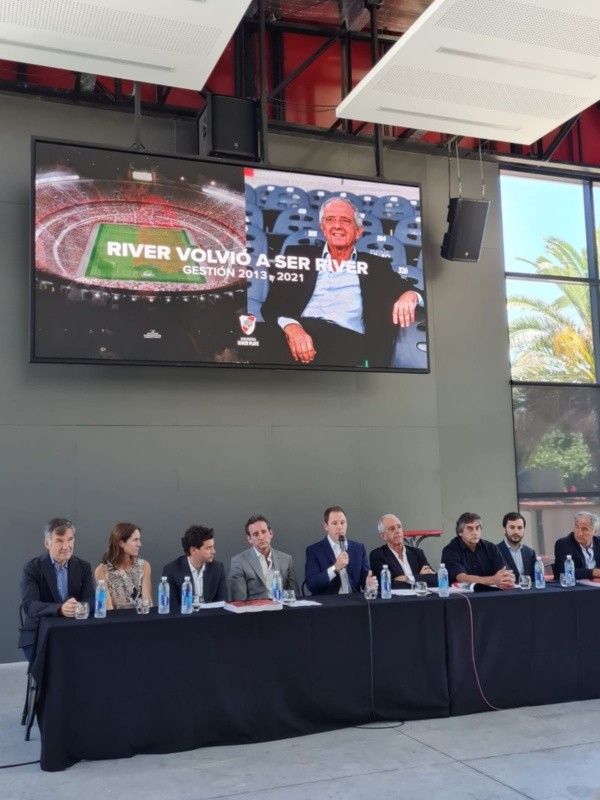 D’Onofrio presentó un informe de gestión en el SUM del Monumental.