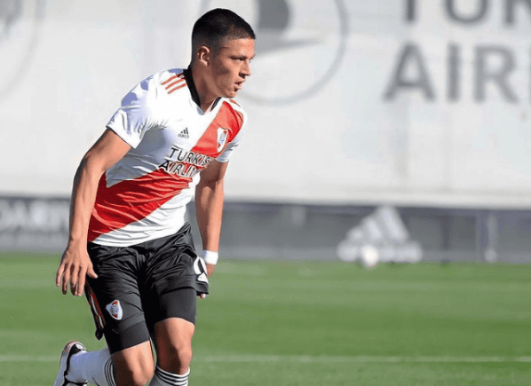 Castro Ponce tiene vínculo con River hasta diciembre de 2022 por lo que deberá renovar antes de irse. (Foto: Prensa River).