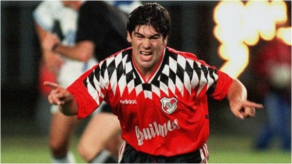 Marcelo Salas en la victoria sobre Vélez del Apertura 1996 donde River fue campeón (@MuseoRiver)