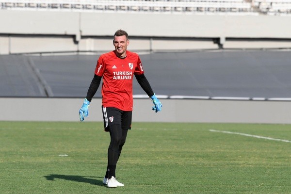 Franco Armani durante el entrenamiento de River de este sábado (Prensa River Plate)