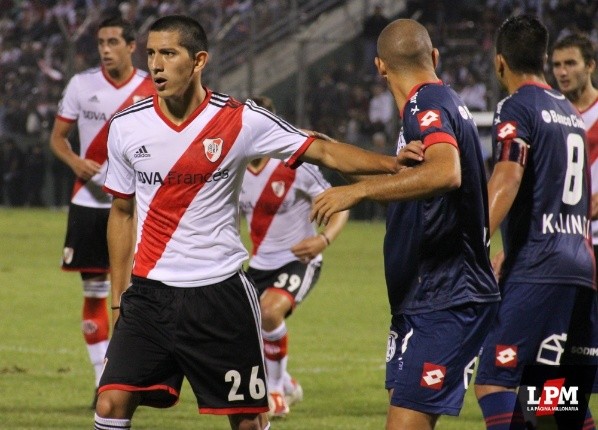 Pugh en acción. Aquel amistoso con San Lorenzo fue su único partido en Primera con River. (Foto: Archivo LPM).