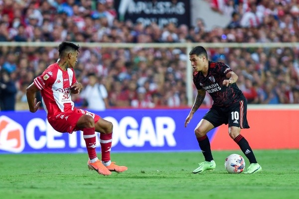 Juanfer sufrió un desgarro en su isquiotibial izquierdo y tiene para 20 días de recuperación. (Foto: Getty).