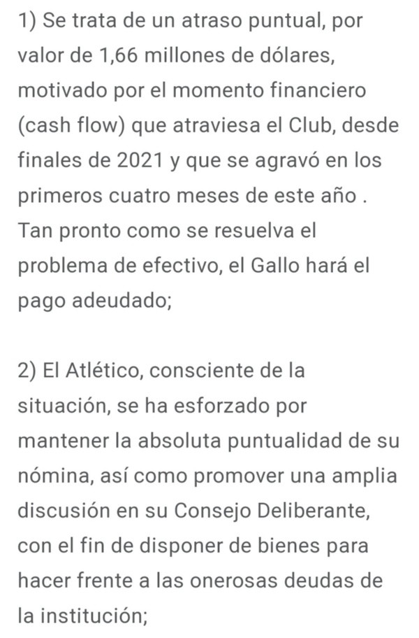 El primer comunicado que publico Atlético Mineiro haciendo referencia a la demanda de River y reconociendo el monto adeudado.