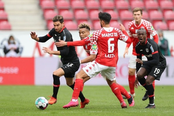En lo que va del 2022, Alario jugó 25 partidos pero solo en cinco ocasiones fue titular. (Foto: Getty).
