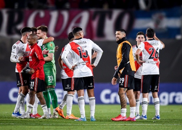 Con el triunfo frente a Colo Colo, el Millonario se aseguró la clasificación a octavos de final. (Foto: Getty).