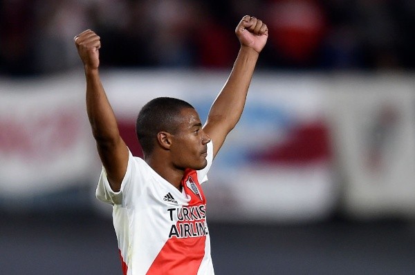 De la Cruz tiene contrato con River hasta el 31 de diciembre de 2022 y es probable que sea vendido en este mercado. (Foto: Getty).