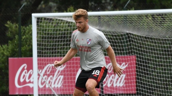 Lucas Beltrán todavía no se presentó a entrenar ya que Colón no lo quiere liberar antes del 30 de junio. (Foto: Prensa River).