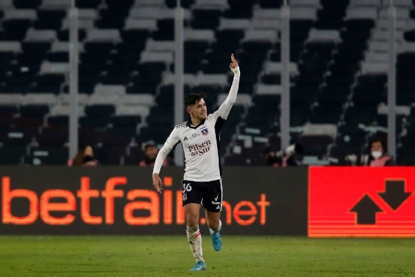 Gustavo Quinteros, DT de Colo Colo, ya no cuenta con Solari para preparar los próximos partidos y el jugador se irá a River. (Foto: Getty).