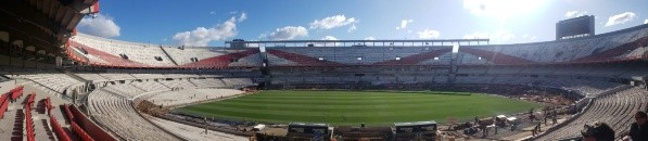 El Monumental comienza a tomar color (Foto: LPM)