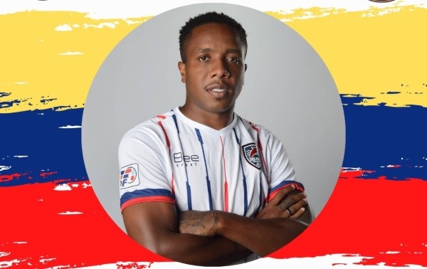 Delfines del Este (Rep. Dominica), el último club de Carbonero.