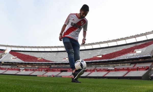 River pagó 3.500.000 dólares por el 100% del pase de Larrondo en 2016. (Foto: Prensa River).