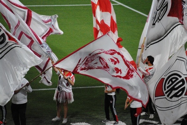 La murga “Al Ritmo de La Banda”, presente en la previa (Foto: Gonzalo Gómez Rufino)