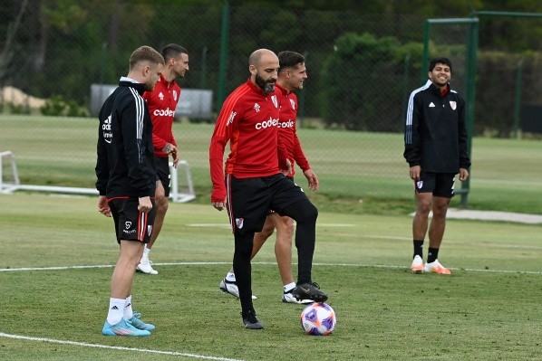 River se entrenó esta mañana en Ezeiza y realizó trabajos distendidos con pelota. (Foto: Prensa River).