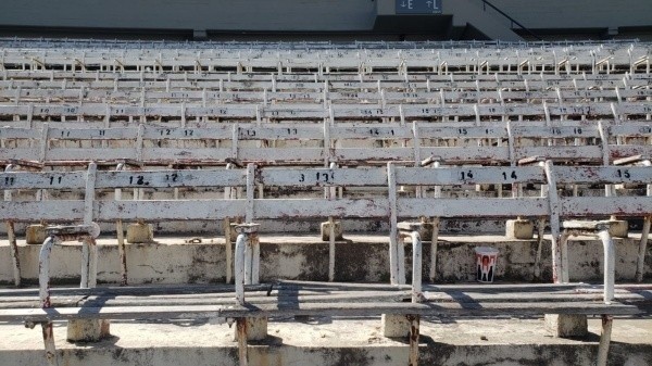 Todas las antiguas butacas serán removidas del estadio (Archivo LPM)
